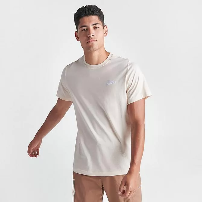 Nike Sportswear Club T-Shirt Guava Ice - AR4997 838 3 Nike Sportswear Club T-Shirt Guava Ice - AR4997 838 - Image 3