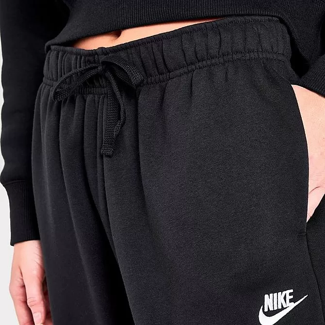 Women's Nike Sportswear Club Fleece Mid-Rise Oversized Cargo Sweatpants Black/White - DQ5196 010 5 Women's Nike Sportswear Club Fleece Mid-Rise Oversized Cargo Sweatpants Black/White - DQ5196 010 - Image 5