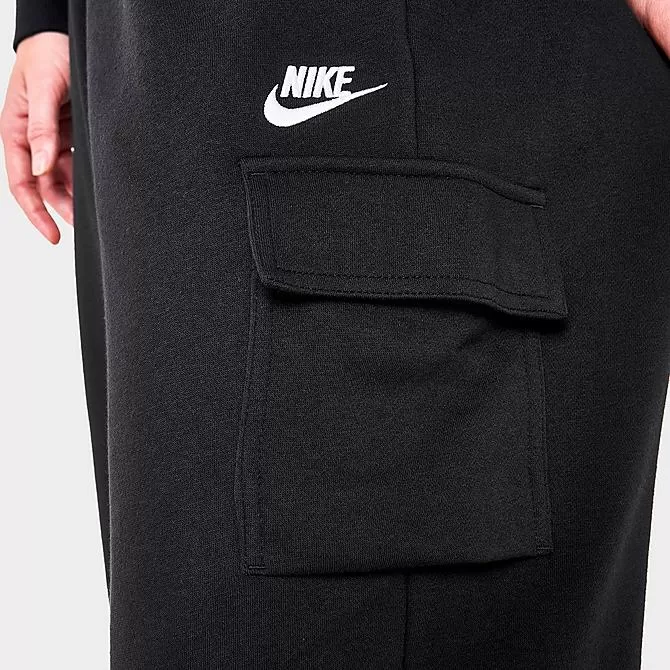 Women's Nike Sportswear Club Fleece Mid-Rise Oversized Cargo Sweatpants Black/White - DQ5196 010 6 Women's Nike Sportswear Club Fleece Mid-Rise Oversized Cargo Sweatpants Black/White - DQ5196 010 - Image 6