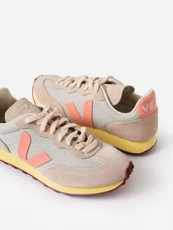 Veja Women's Rio Branco Alveomesh Natural Sneaker