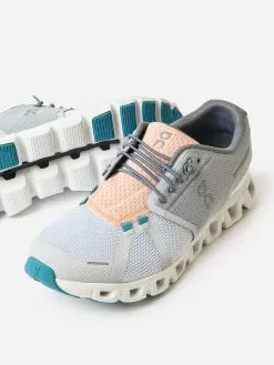 ON Women's Cloud 5 Push Sneaker