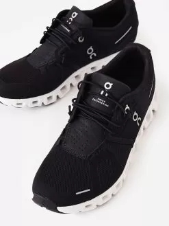 ON Women's Cloud 5 Sneaker -Fashion Clothing Shop WOMENS CLOUD 5xBlackWhitexPrimary 76787134